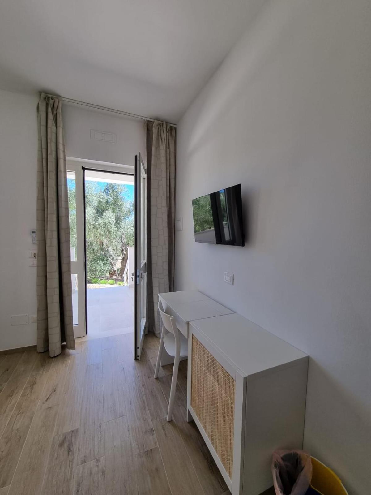 Le Fronde Vieste Bagian luar foto